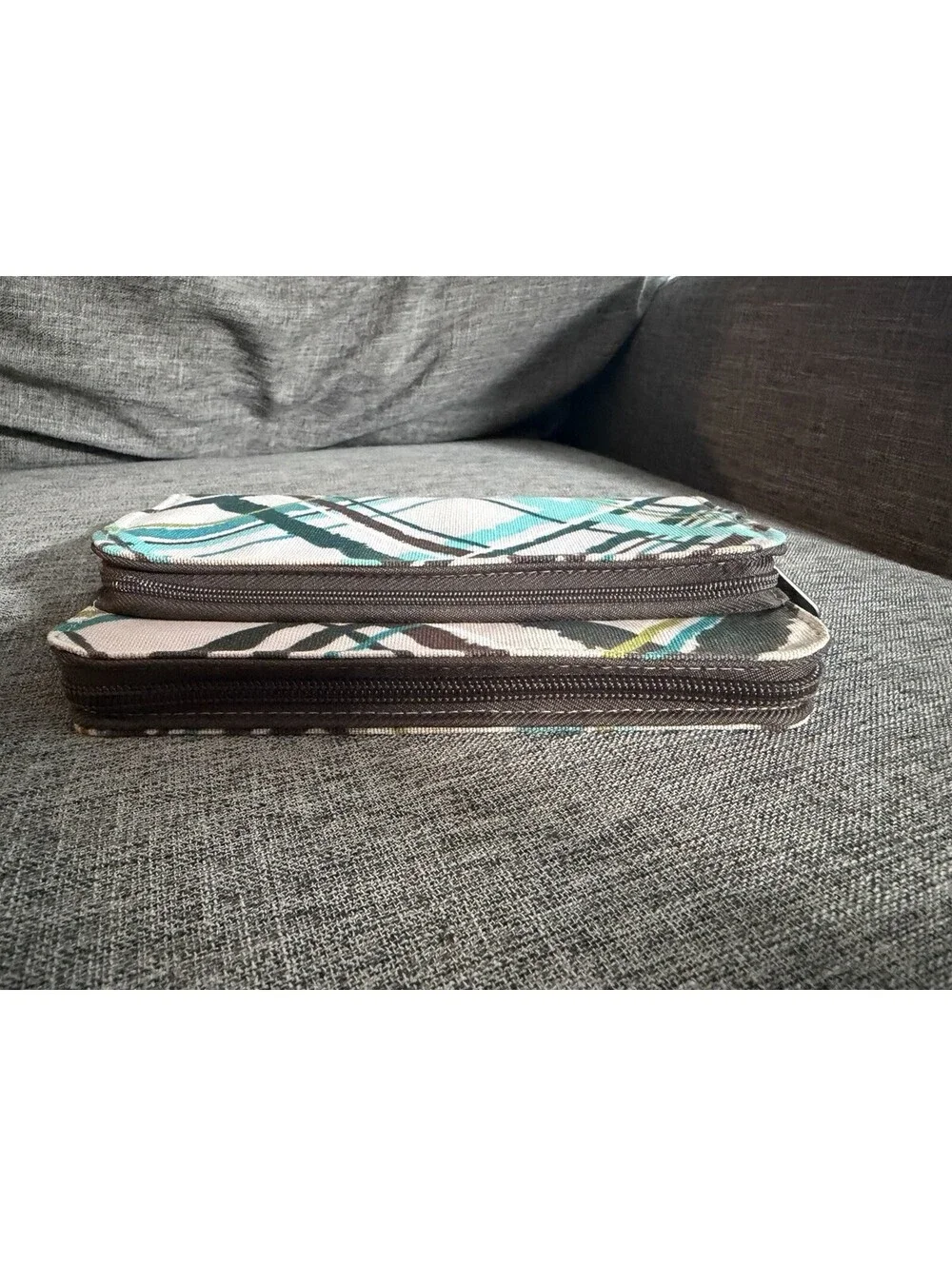 Thirty One Perfect Cents Zip Wallet In Sea Plaid Pattern Bifold